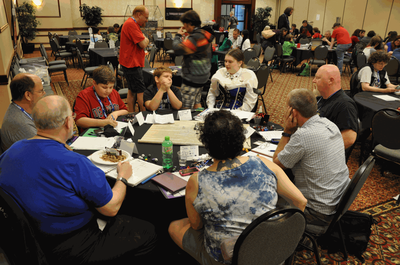 2015-worldcon-DSC_1751-worldcon-sasquan-multiple-rpg-tables-1080h1626w150d.png